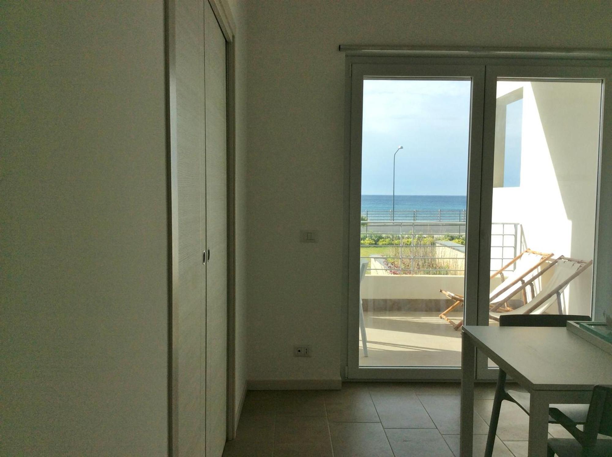 Appartamenti Vacanze Villa Meo Villafranca Tirrena Exteriér fotografie
